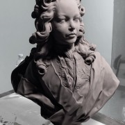 Portrait de Johnny Depp enfant en Louis XV, pour le film Jeanne  du Barry réalisé par Maïwenn, 2023.